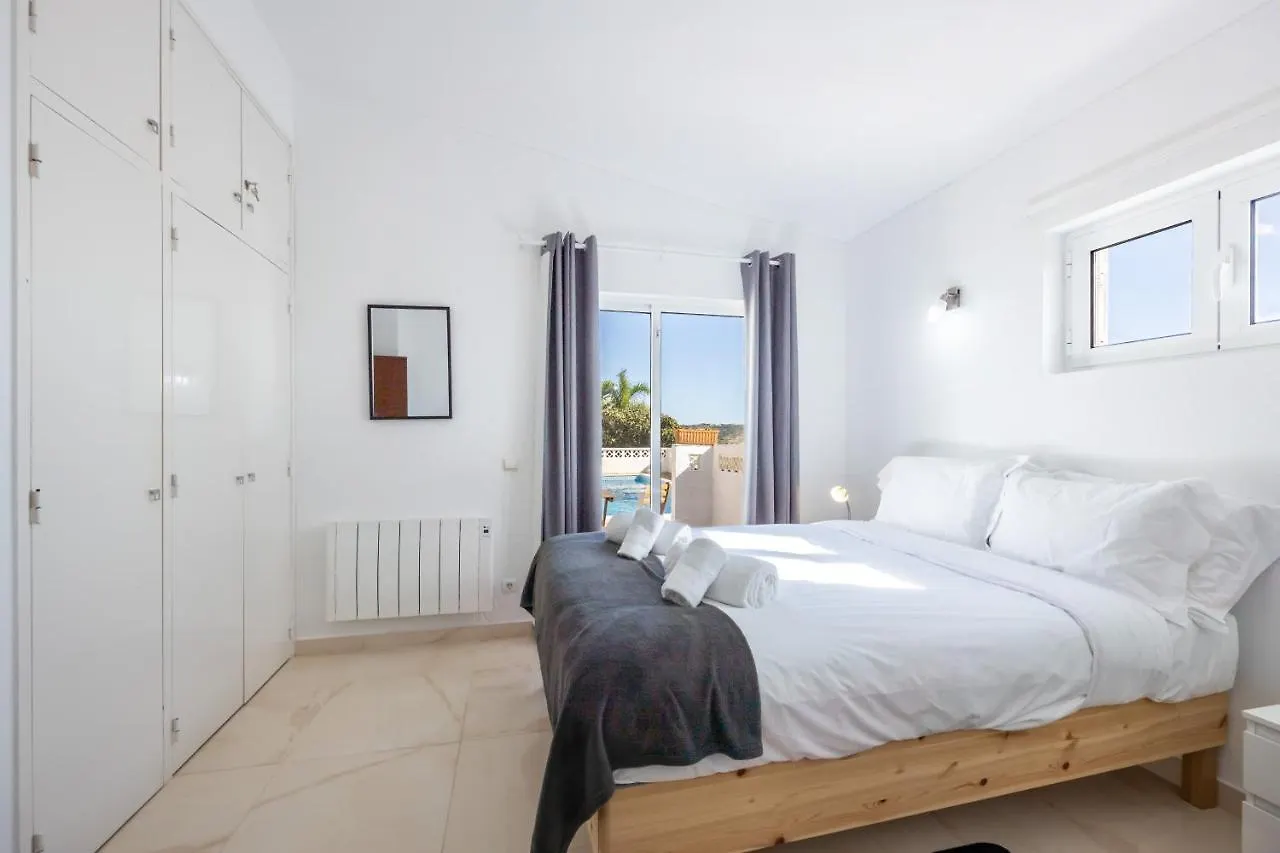 Senhora da Luz Casa Coruja 빌라